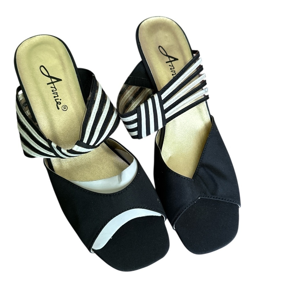 Annie Women's Heels NWOT - Picture 3 of 8